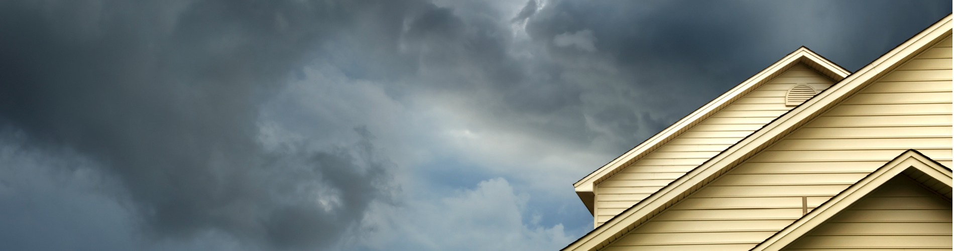 home-in-stormy-day 1900 x 500