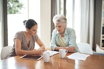 my-daughter-helps-me-keep-my-finances-in-check 360 x 240