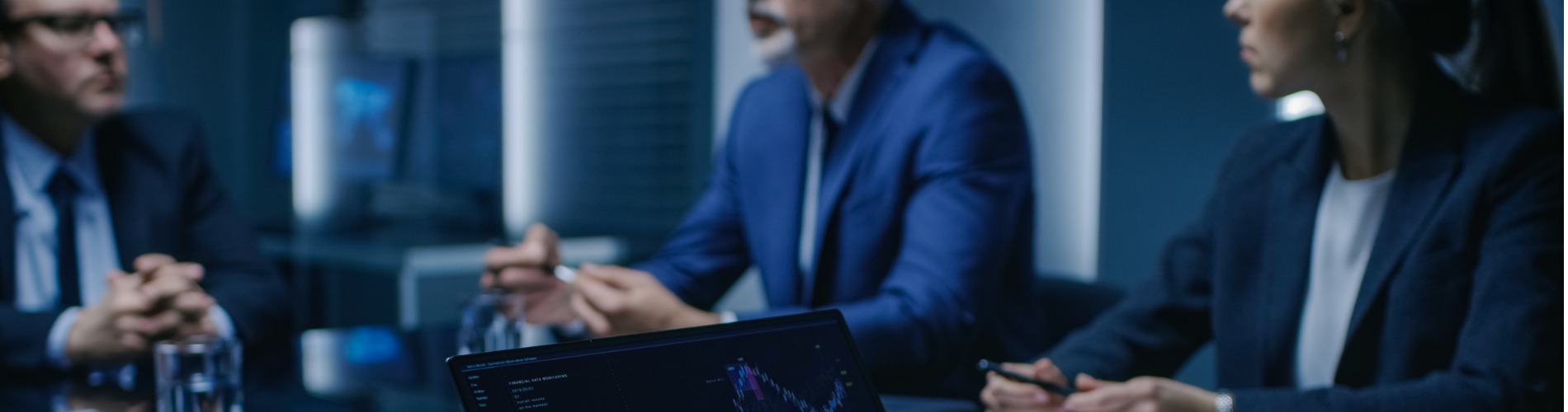 on-the-table-laptop-showing-statistics 1900 x 500