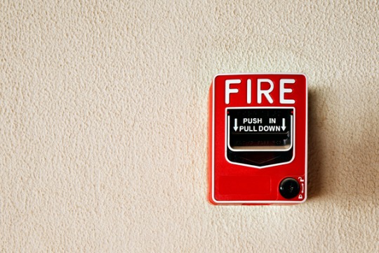 fire-alarm-button-on-a-wall.jpg-540x360